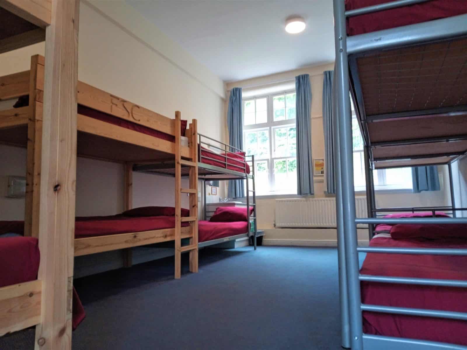 ch dorm room