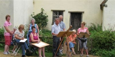 Image of a group of artists on a FSC holiday