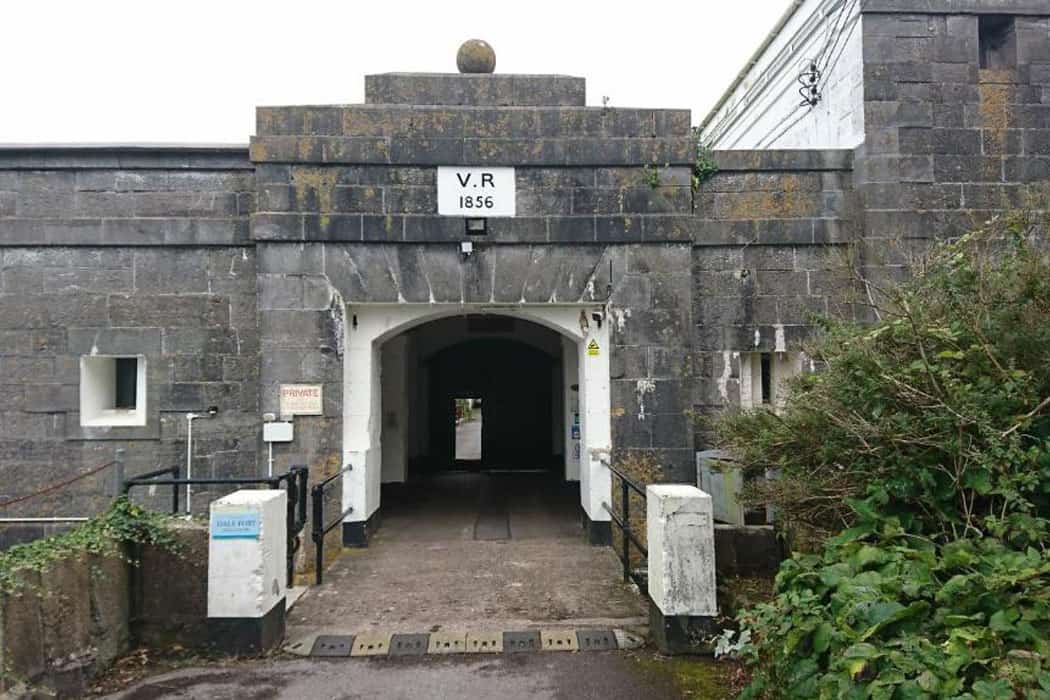 Dale Fort Entrance