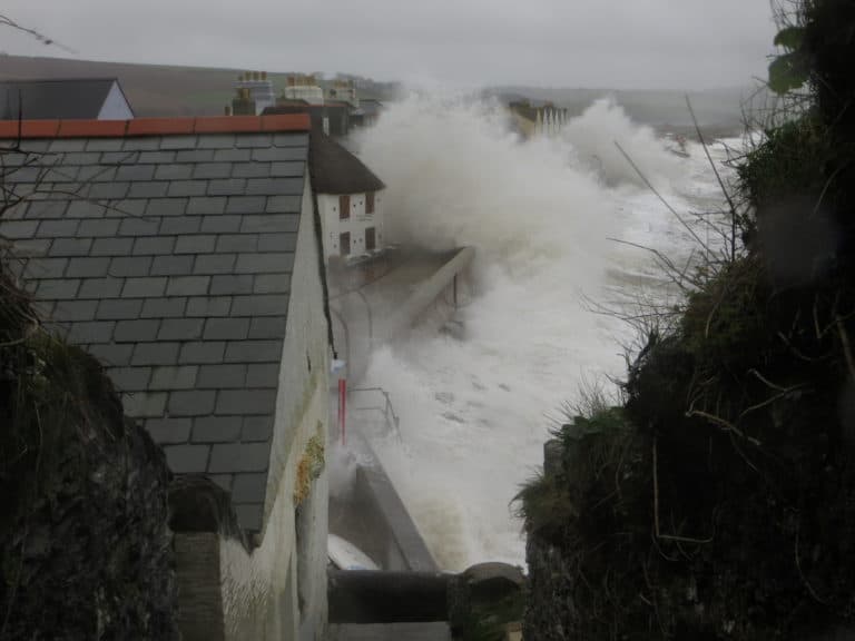 2016 Torcross storm waves