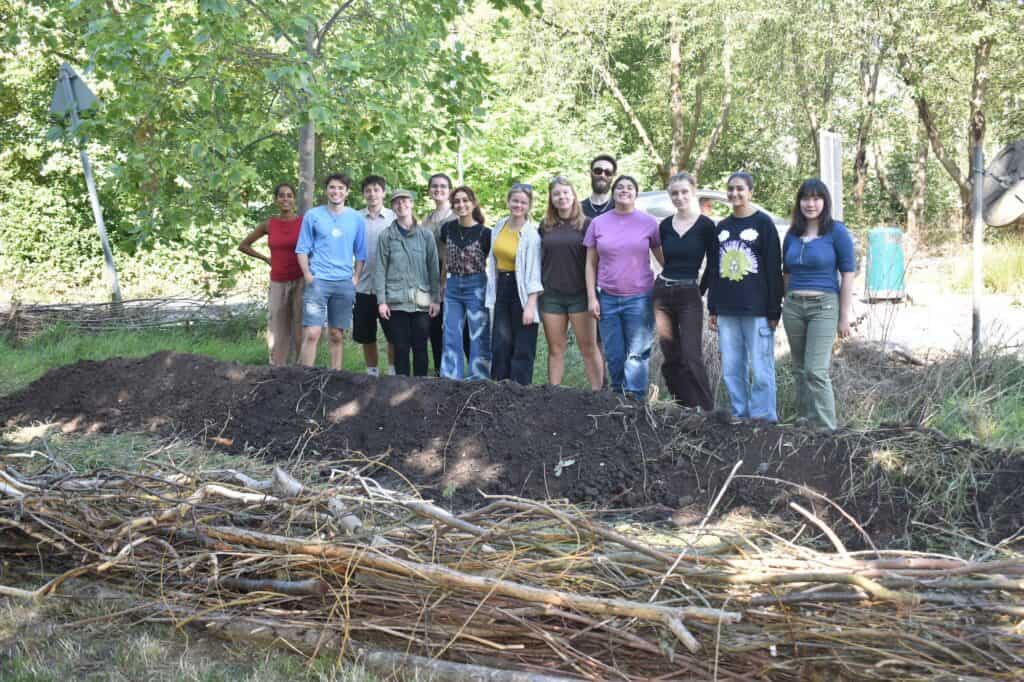 group doing conservation work